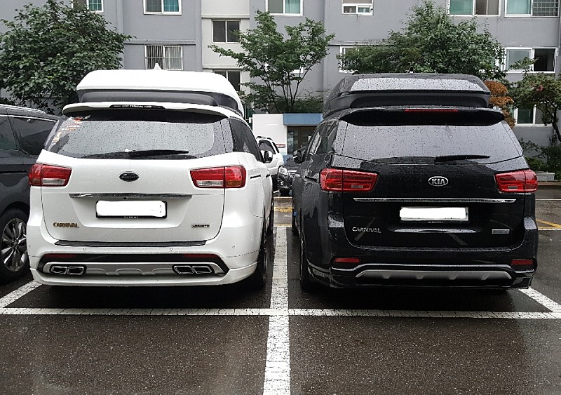 육상 차량, 차량, 바퀴, 타이어이(가) 표시된 사진
자동 생성된 설명