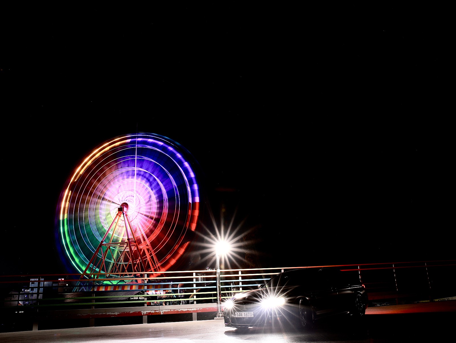 바퀴, 하늘, 야외, 타다이(가) 표시된 사진

자동 생성된 설명