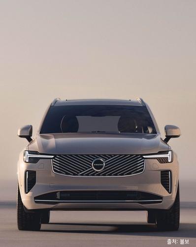 10년 우린 사골 볼보 XC90, 부분변경으로 GV80 넘기엔 역부족?