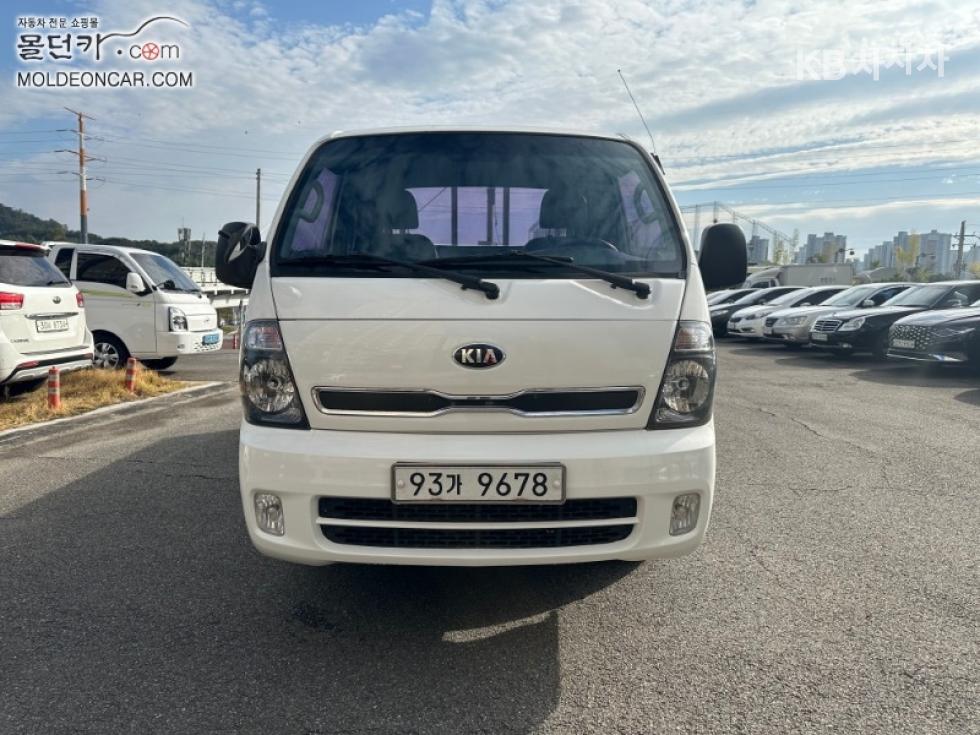 2015 - kia bongo iii
