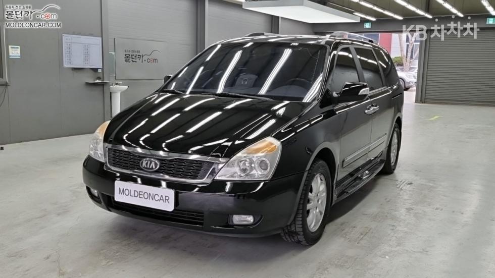 2013 kia carnival