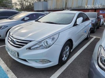 Hyundai Sonata — foto 1