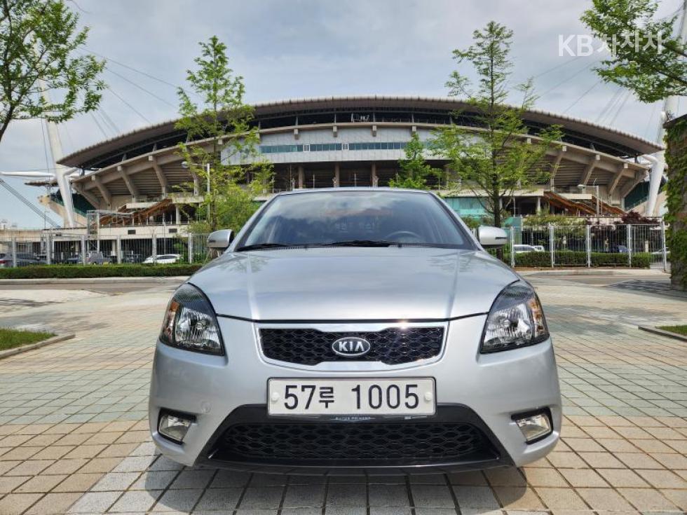 2011 kia pride