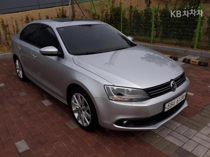 Volkswagen Jetta New 2.0 TDI BlueMotion 3
