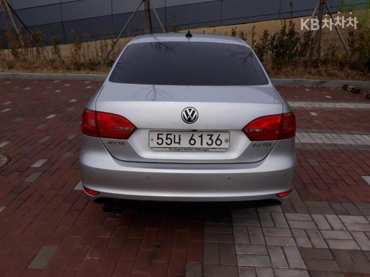 Volkswagen Jetta New 2.0 TDI BlueMotion 7