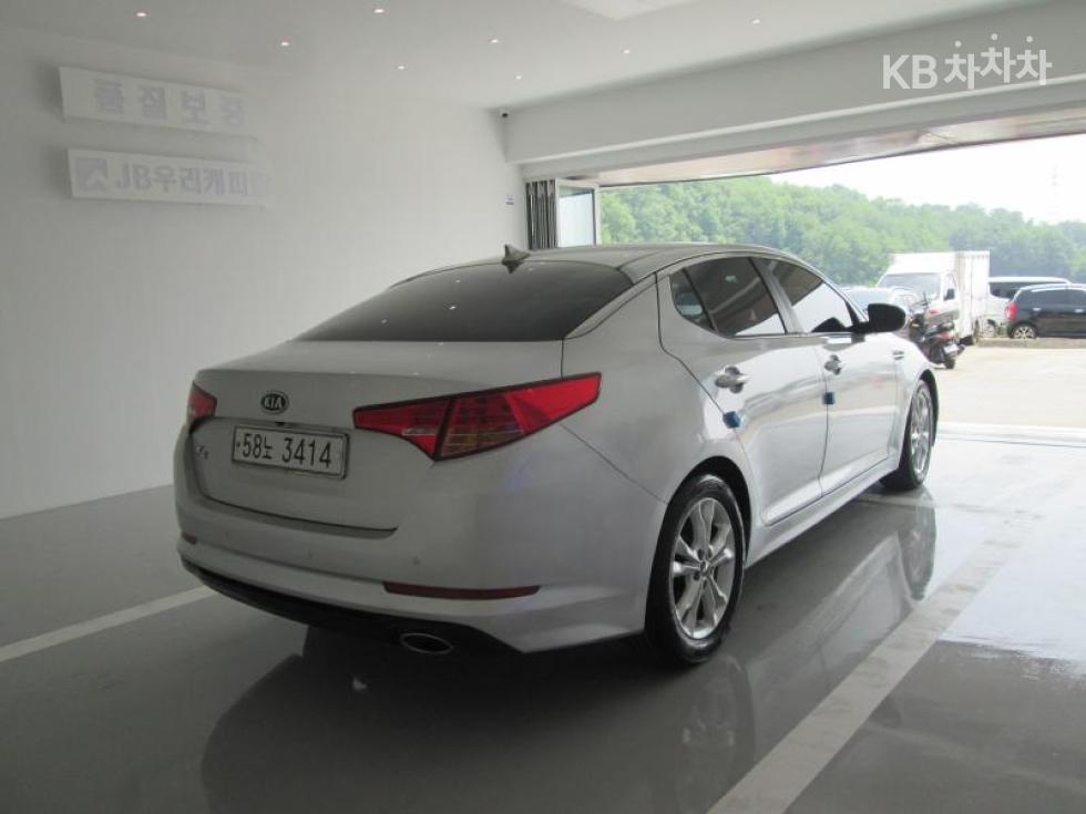 2011 - kia k5