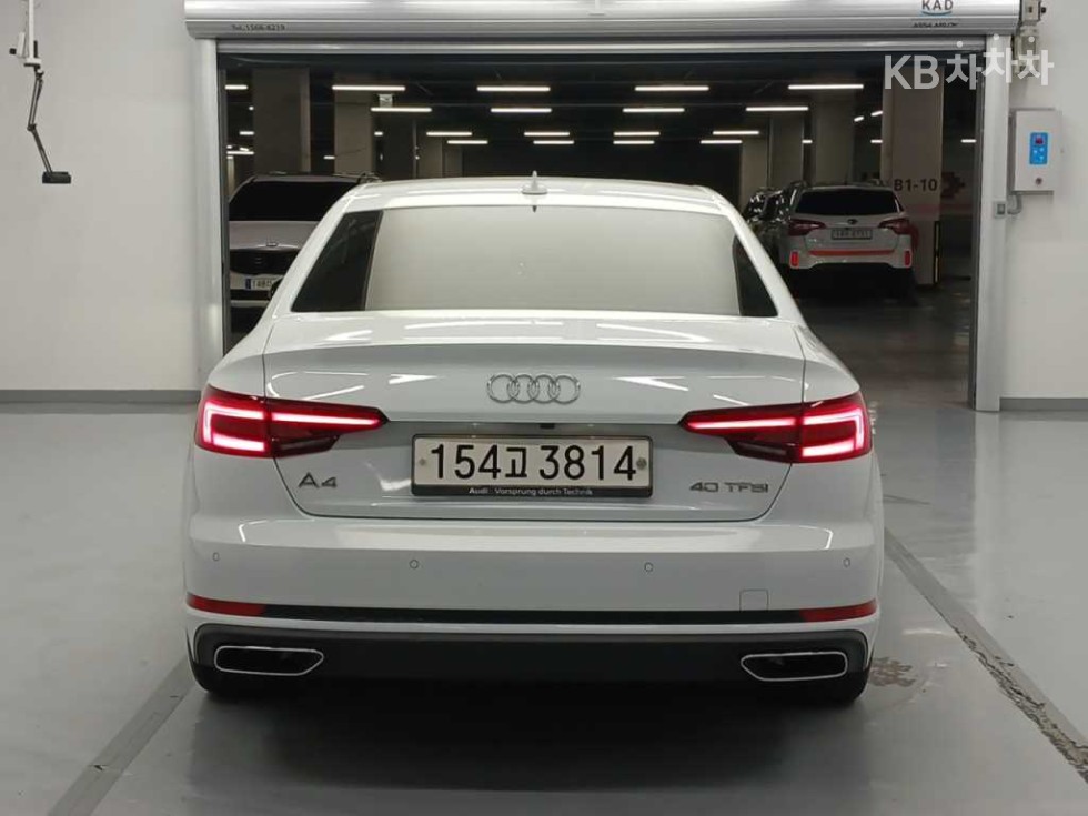2020 Audi A4 (B9) photo
