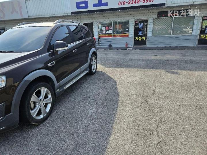 Chevrolet Captiva 2WD LT Premium 4