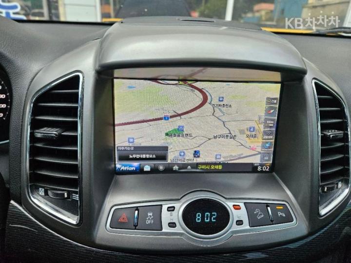 Chevrolet Captiva 2WD LT Premium 10