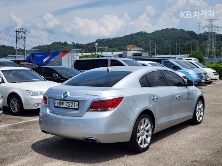 Chevrolet Alpheon CL240 Premium 7