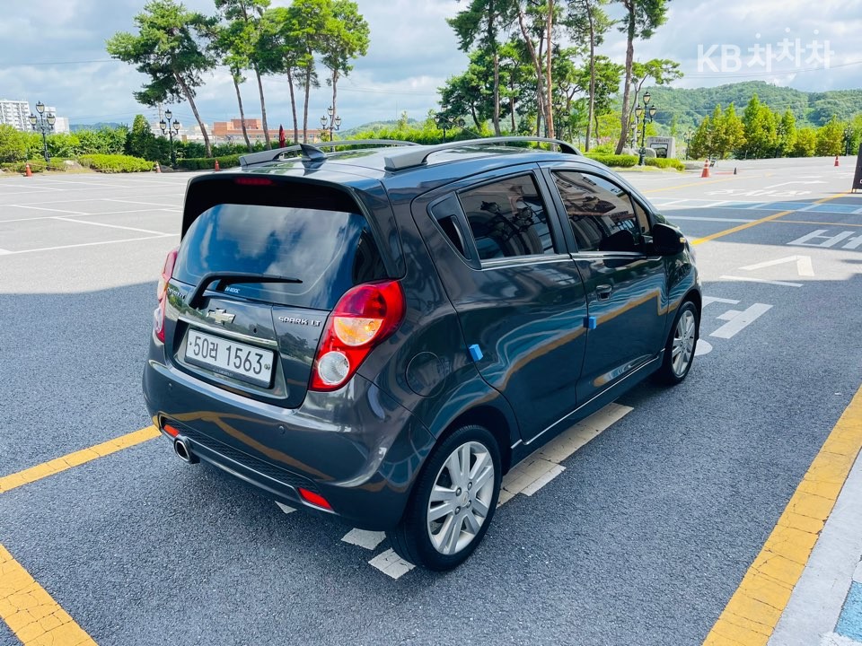 Chevrolet Spark — miniaturë 4