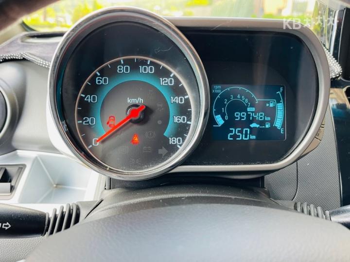 Chevrolet Spark LPGi LT Base Type 8