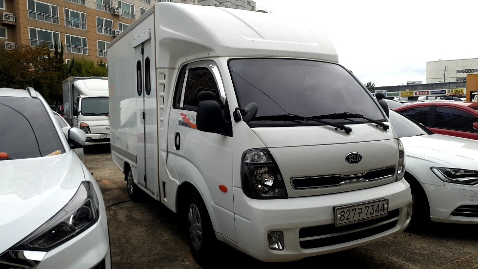 2019 - kia bongo iii