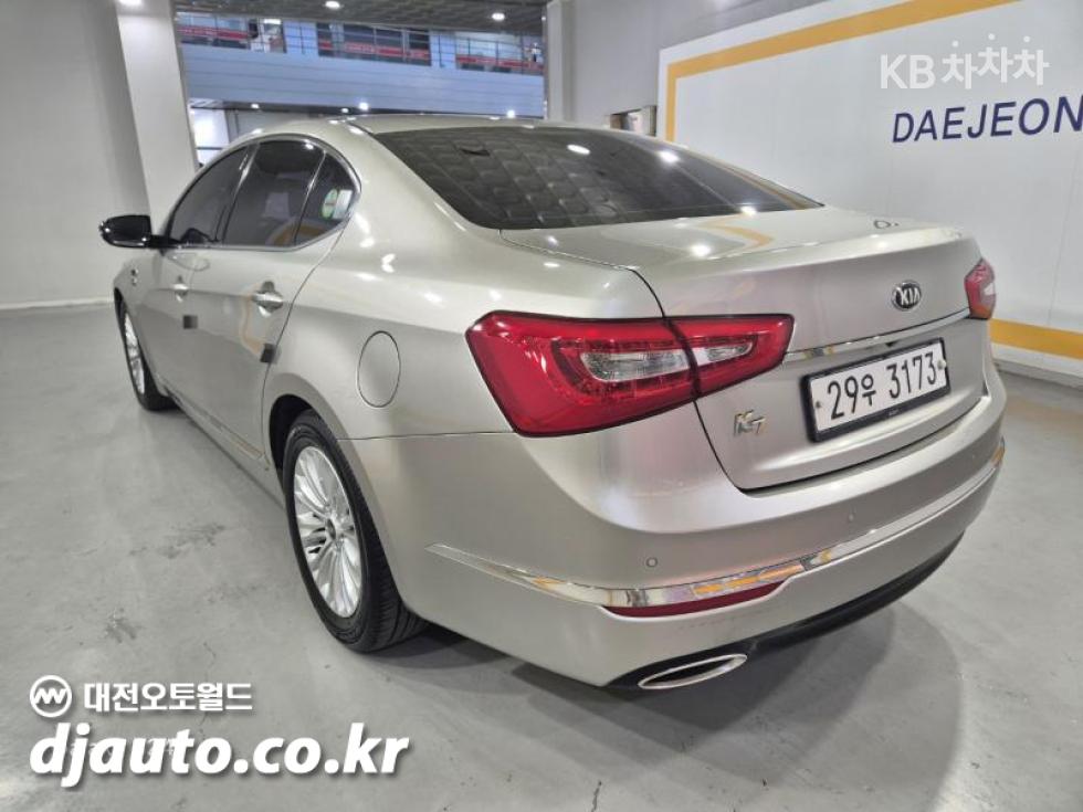 2013 - kia k7