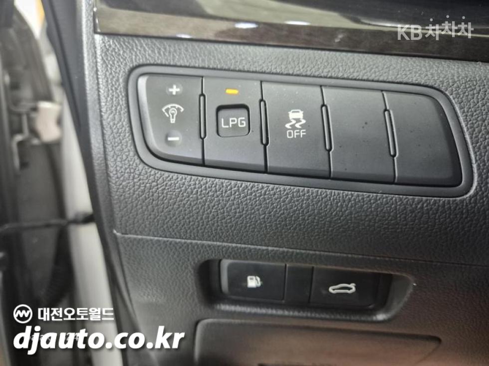 2013 - kia k7