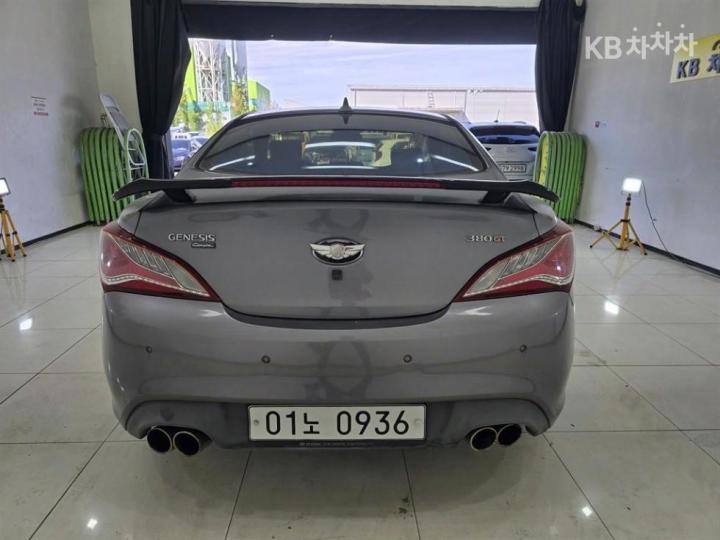 Hyundai Genesis Coupe 200 Turbo RW 5