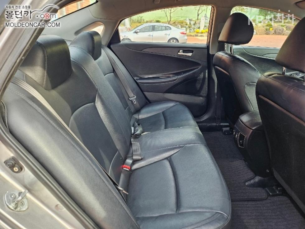 Hyundai Sonata — miniaturë 17