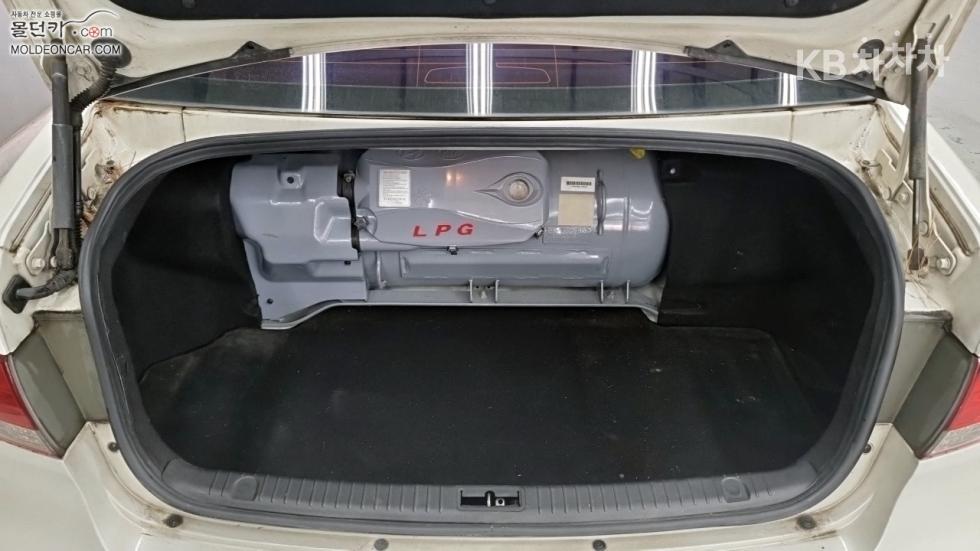 Hyundai Sonata — miniaturë 18