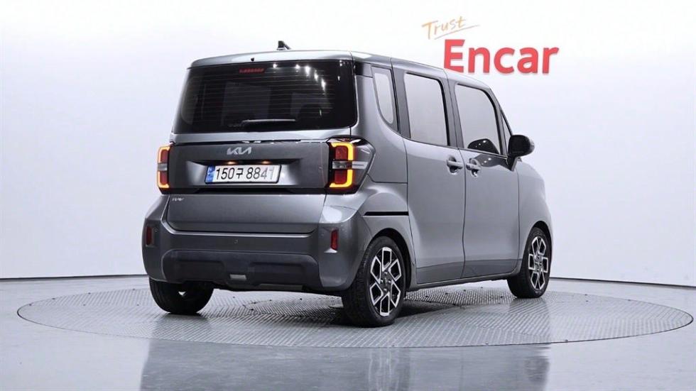 2023 - kia kia