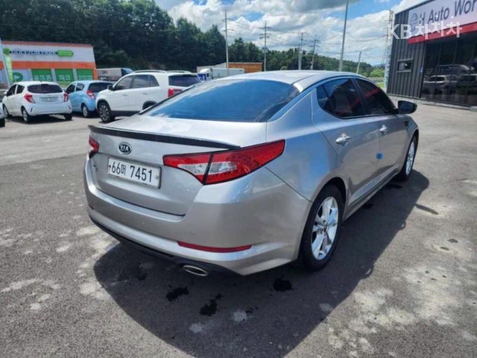 2011 - kia k5
