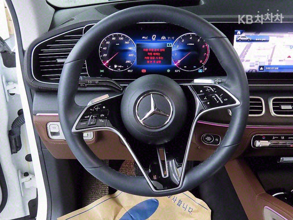Mercedes-Benz GLE — miniaturë 9