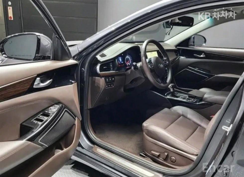 2019 - kia k7