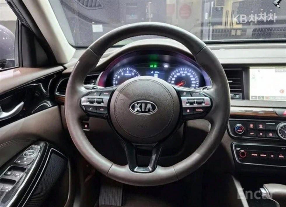 2019 - kia k7
