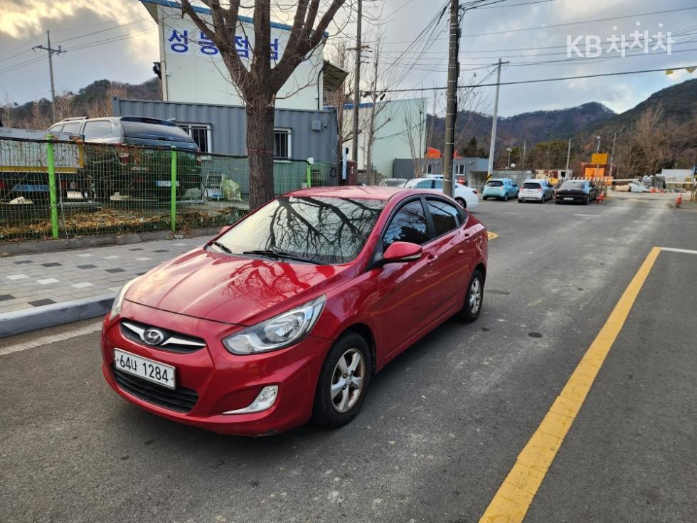 2011 hyundai accent