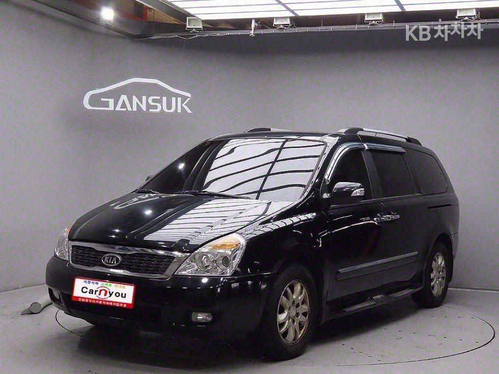 2012 - kia carnival