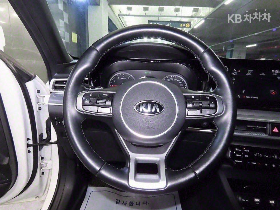 2020 - kia k5