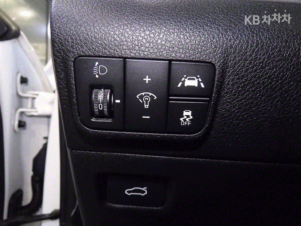 2020 - kia k5