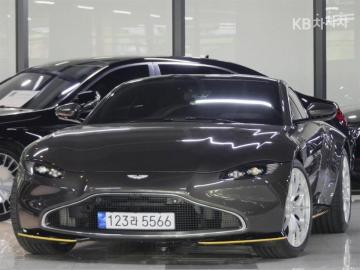 Aston Martin Vantage 4.0 V8 쿠페 — foto 1