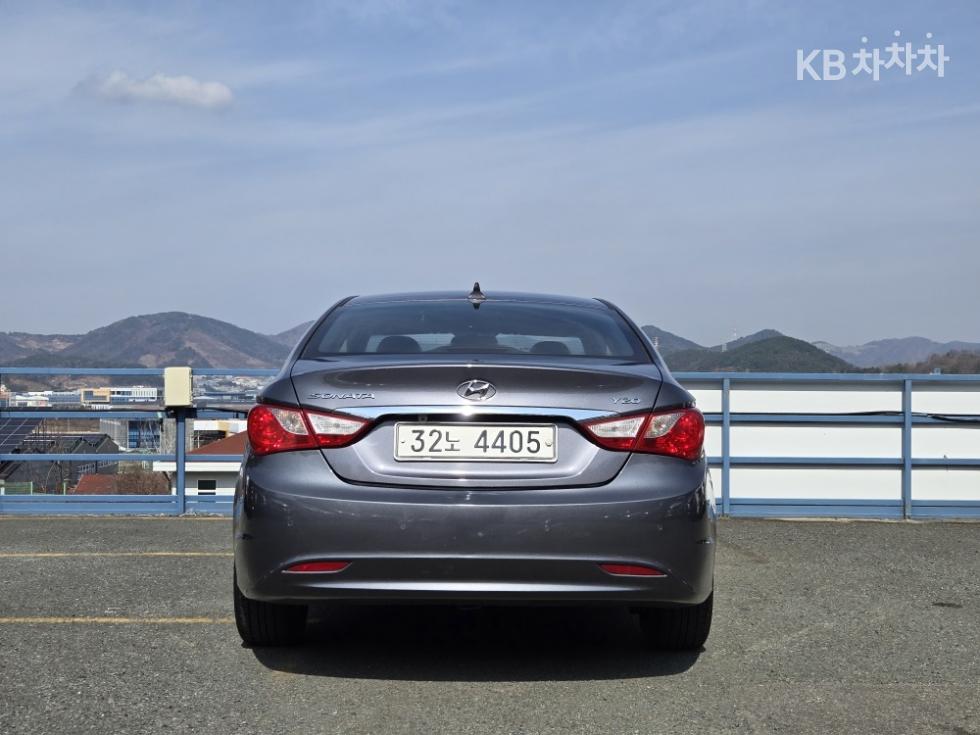 Hyundai Sonata — miniaturë 4