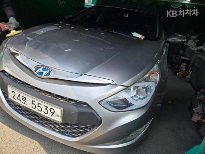 Hyundai Sonata Hybrid 2.0 Premium 3