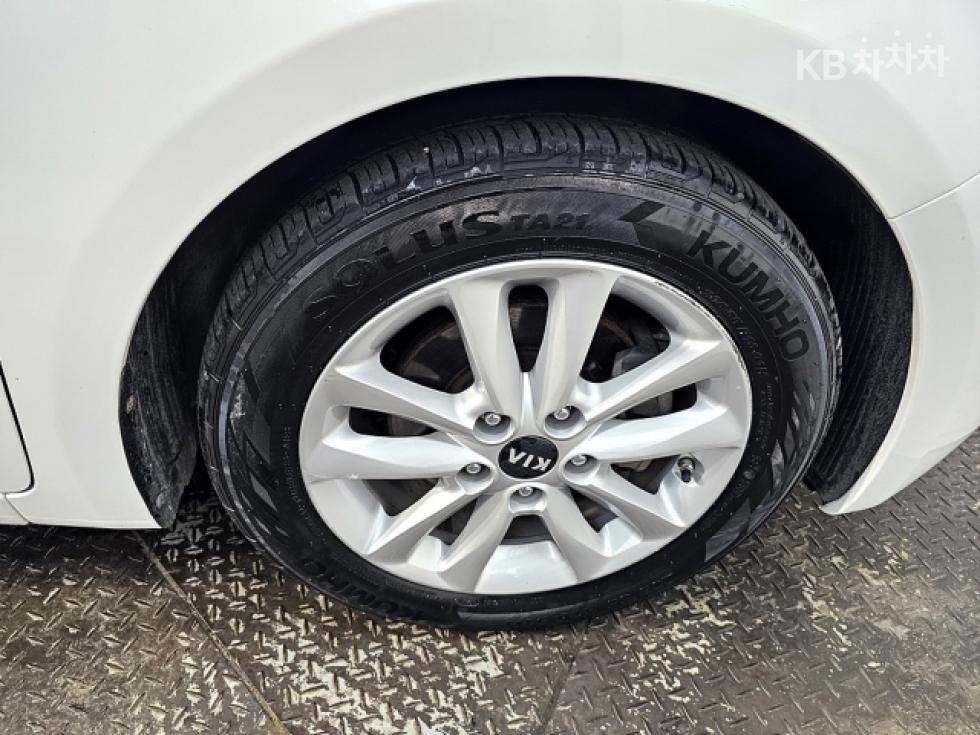 2013 - kia k3