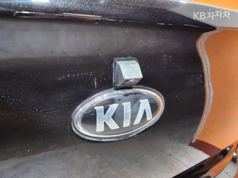 2014 - kia pride