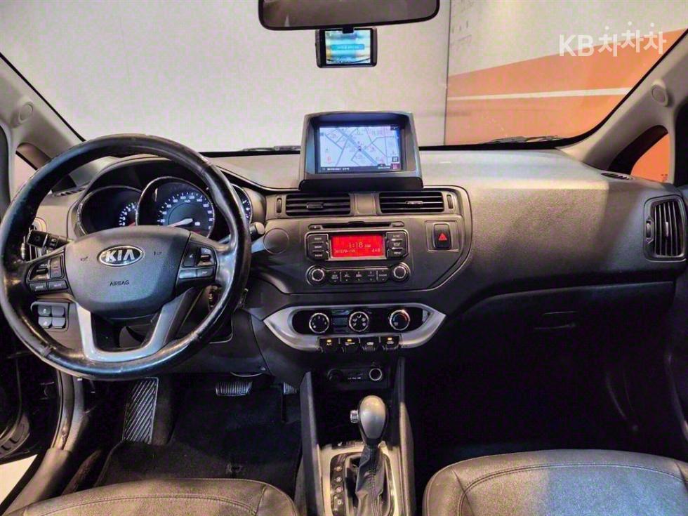 2014 - kia pride