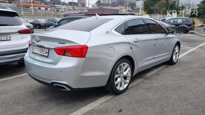 Chevrolet Impala 2.5 Premier 5