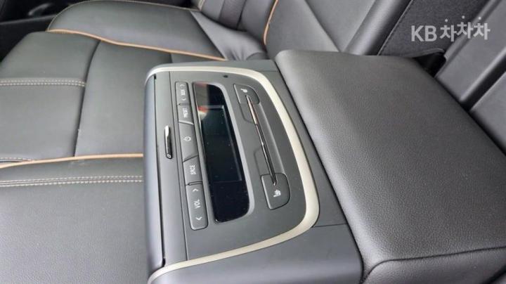 Chevrolet Impala 2.5 Premier 10