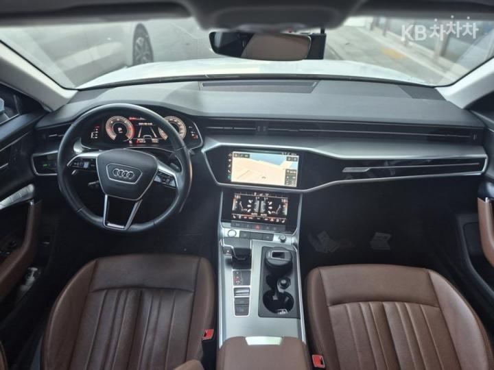 Audi A6 C8 40 TDI Base Type 7