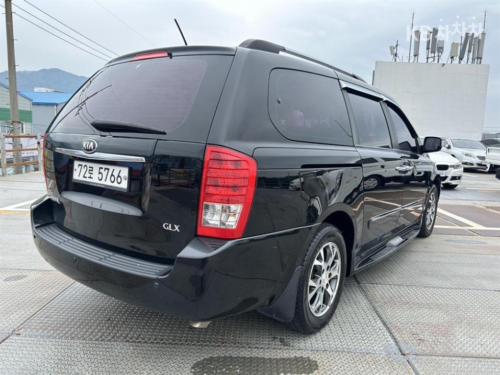 2014 - kia carnival