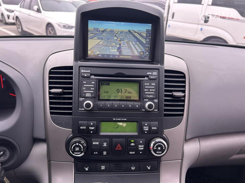 2014 - kia carnival