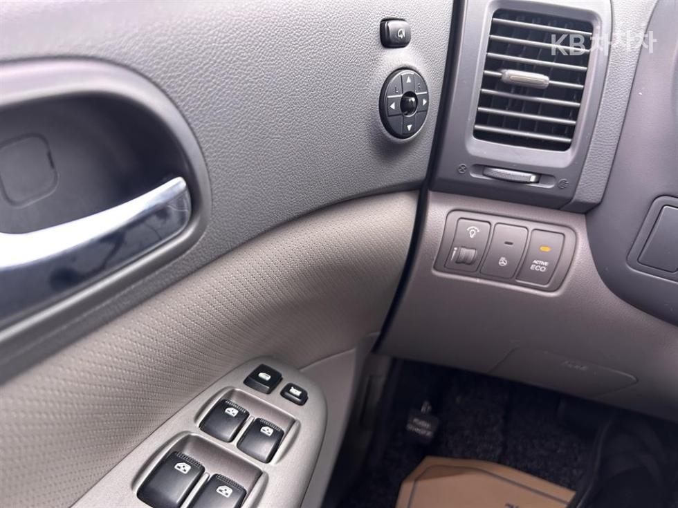 2014 - kia carnival