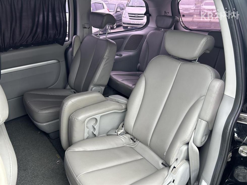 2014 - kia carnival