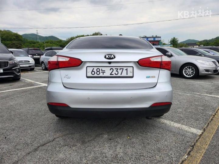Kia K3 Diesel Luxury 6