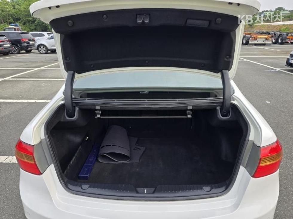 2013 - kia k7