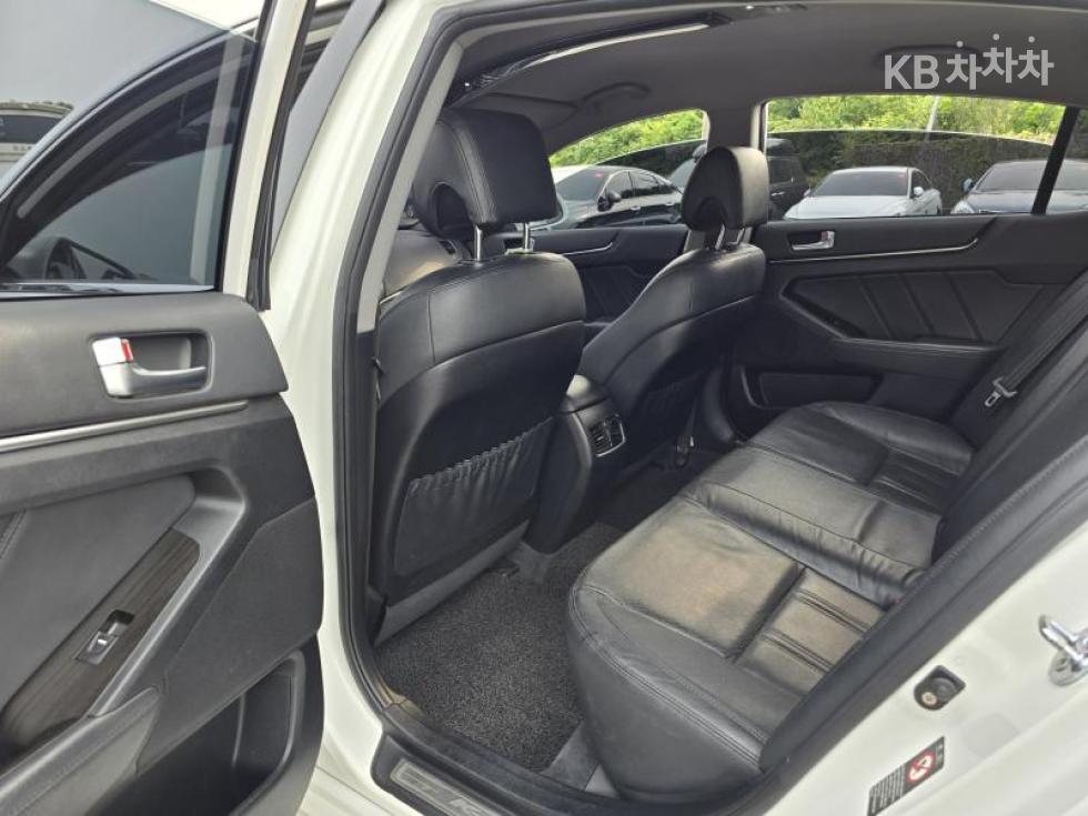 2013 - kia k7
