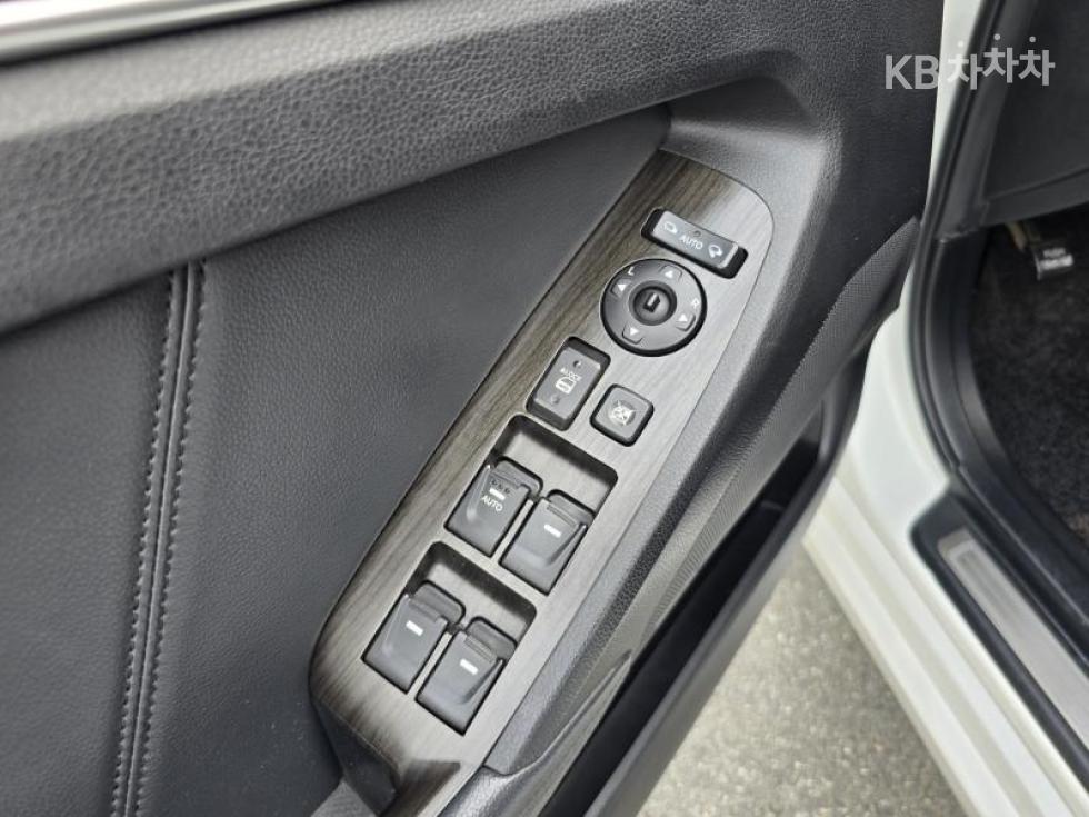 2013 - kia k7