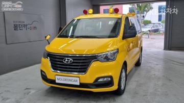 Hyundai Starex LPi 어린이버스 15인승 — foto 1