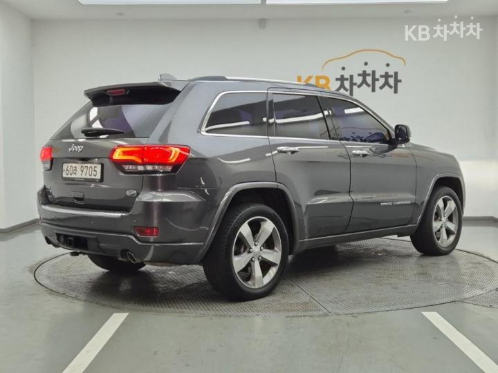 Jeep Cherokee Grand New 3.0 CRD Overland 5